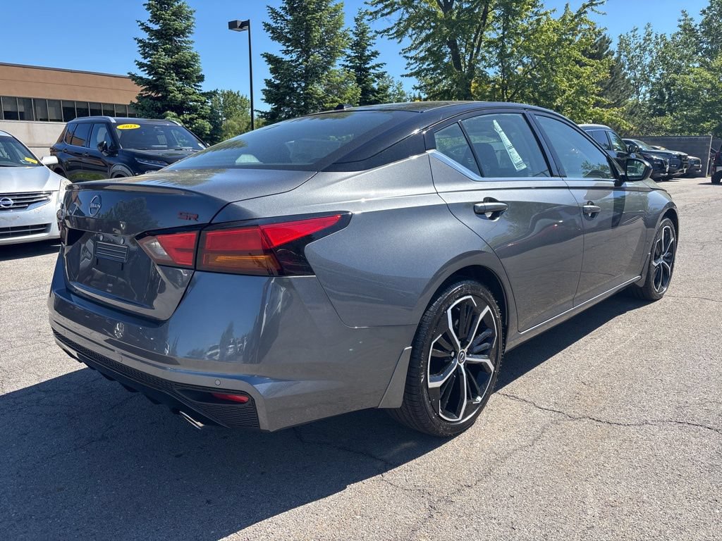 New 2026 Nissan Altima 2.5 SR FWD image 5
