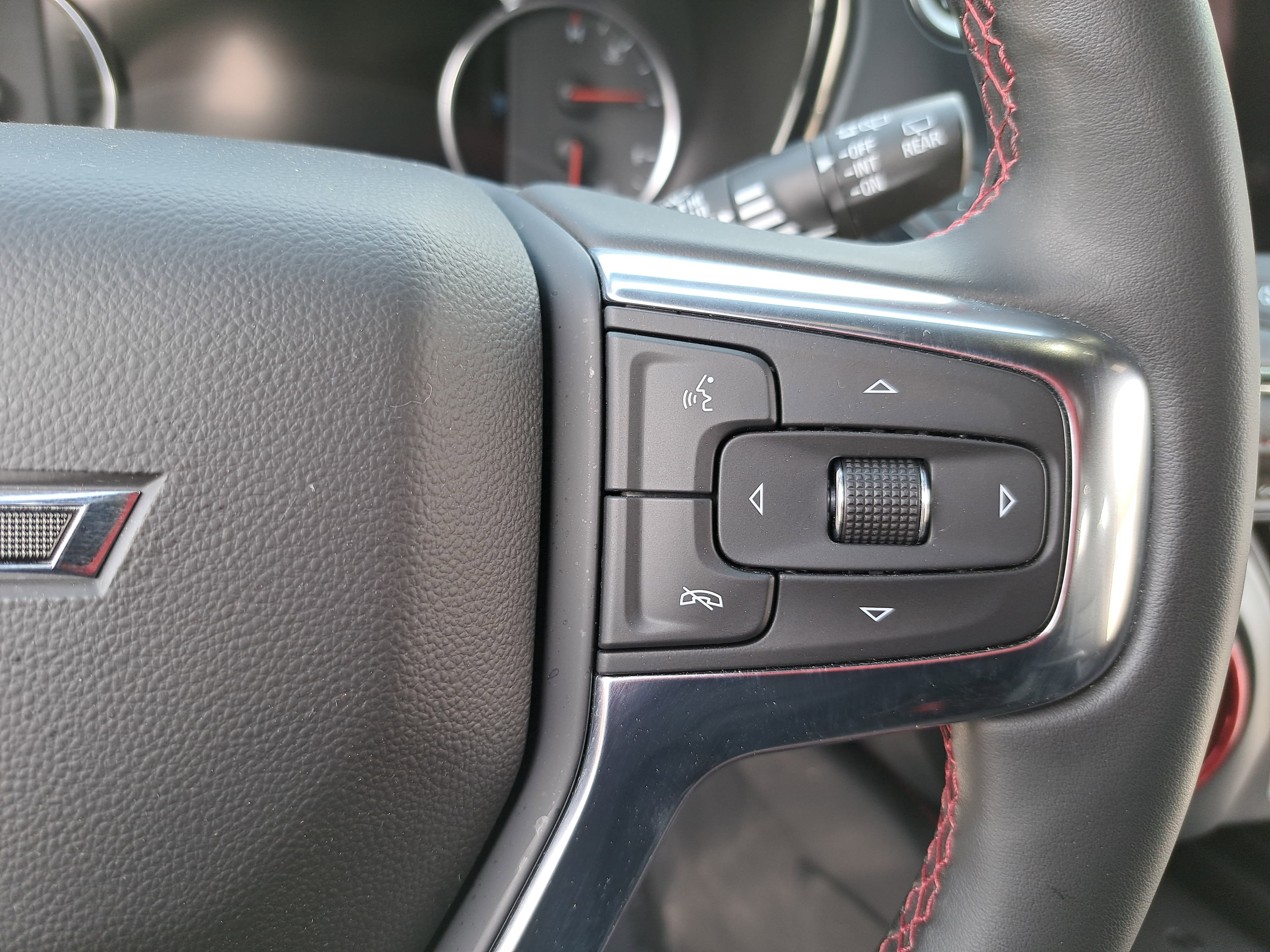 Used 2023 Chevrolet Blazer RS w/ Enhanced Convenience Package image 18