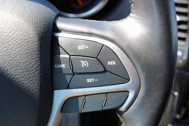 Used 2021 Jeep Grand Cherokee Laredo X image 17