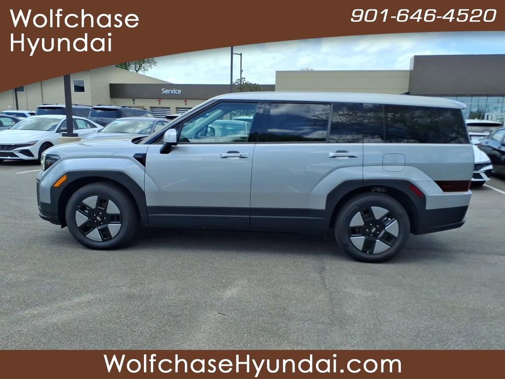New 2026 Hyundai Santa Fe SE FWD image 2