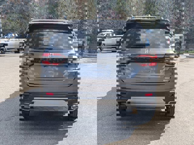 Used 2024 Honda Pilot Touring image 5