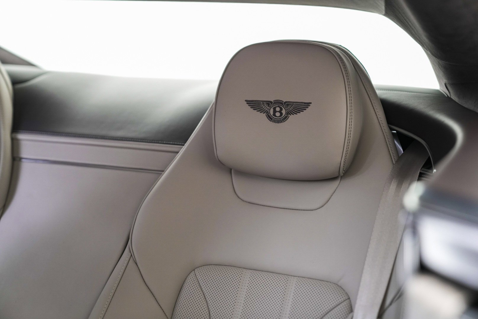 New 2026 Bentley Continental GT image 31