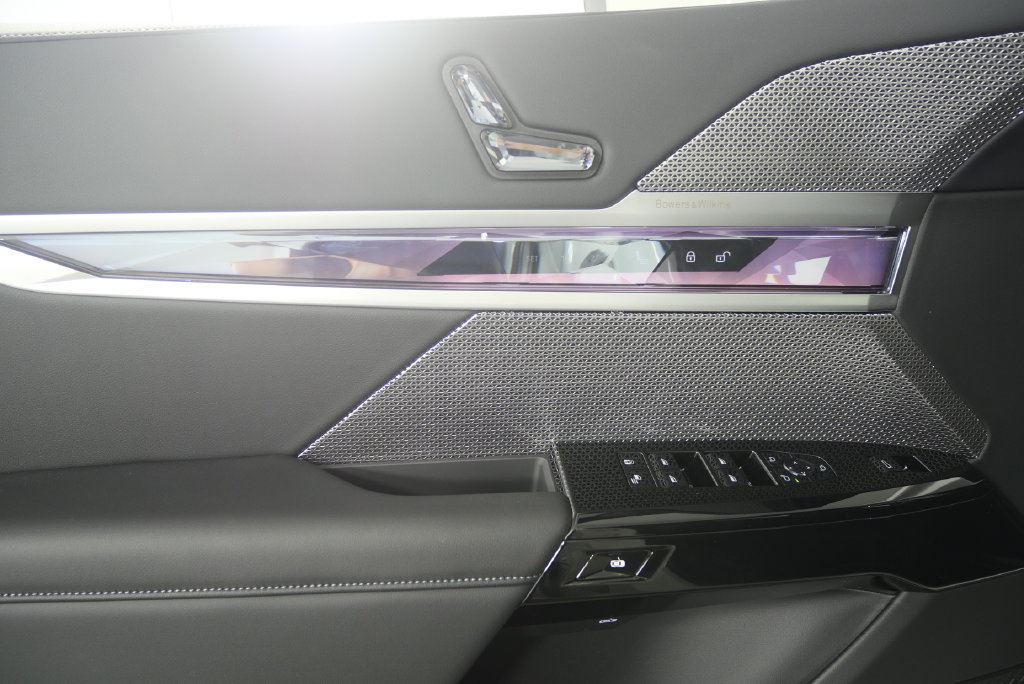 New 2026 BMW 740i RWD image 8