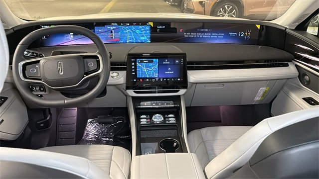 New 2026 Lincoln Nautilus Reserve image 17