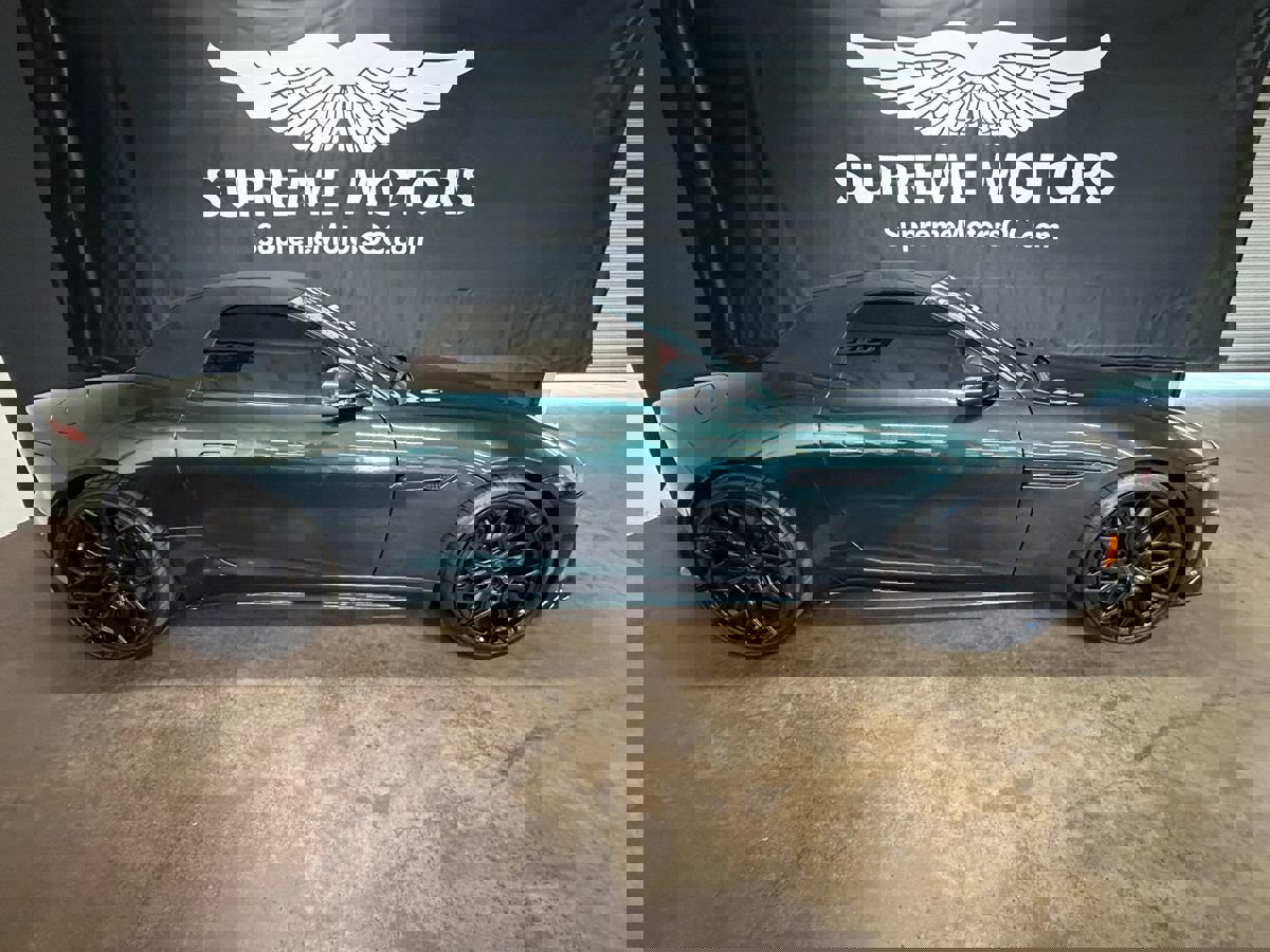 Used 2021 Jaguar F-TYPE R image 2