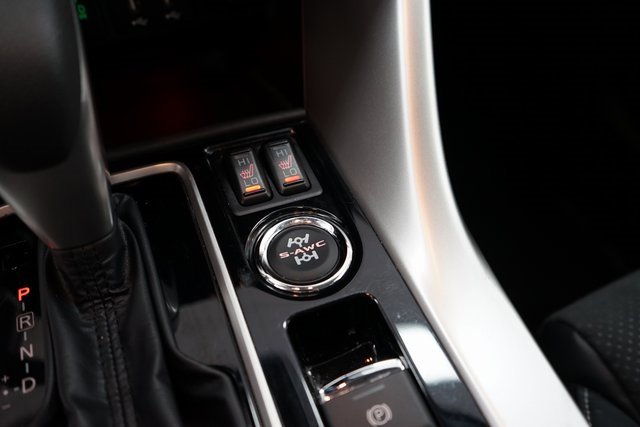 Used 2025 Mitsubishi Eclipse Cross SE image 39