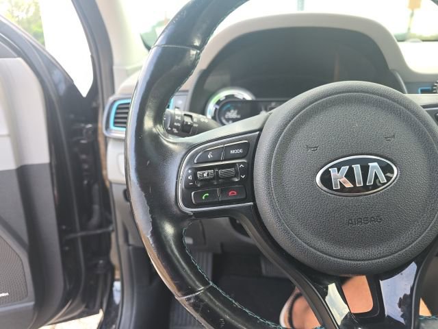 Used 2019 Kia Niro Touring FWD image 14
