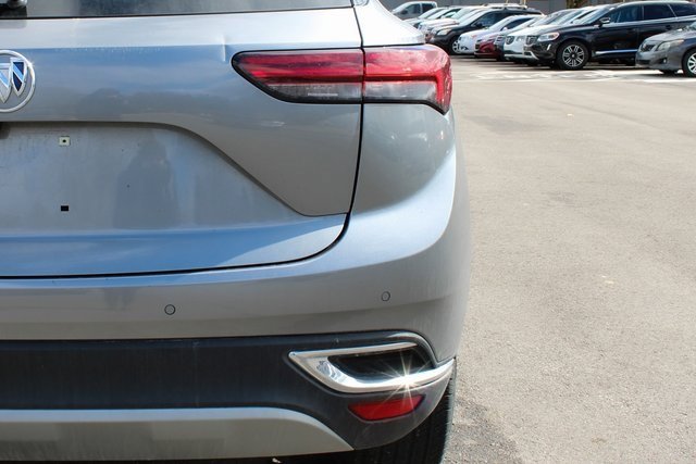 Used 2022 Buick Envision Essence w/ Safety Package image 47