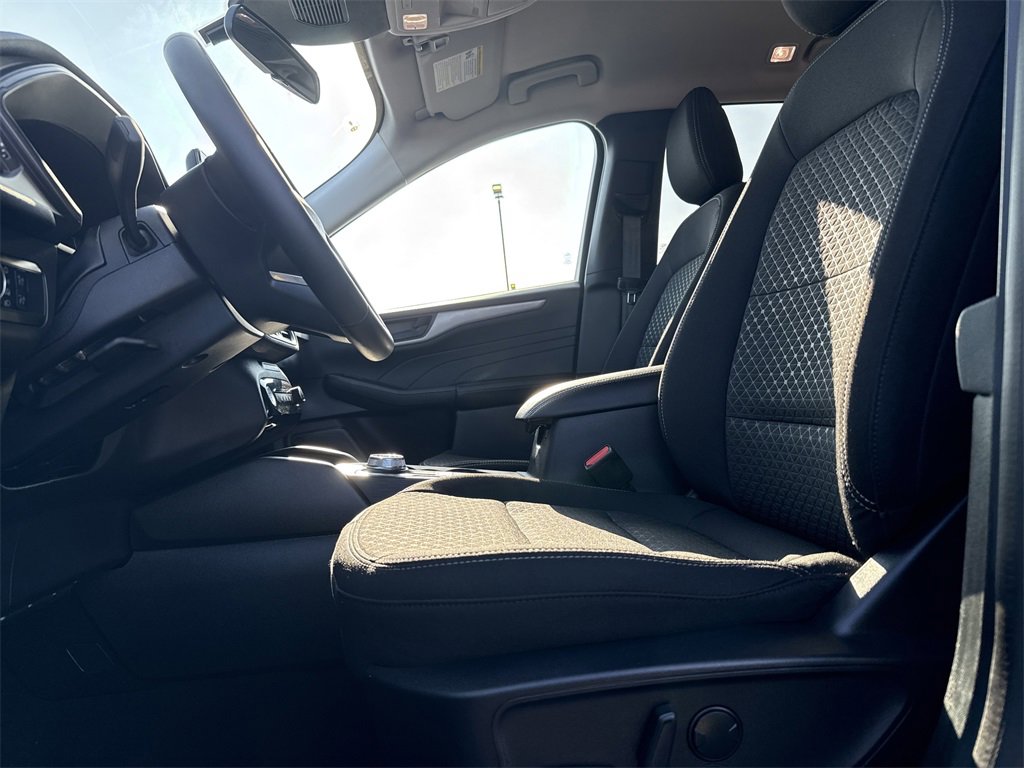 Used 2024 Ford Escape Active w/ Tech Pack #1 image 9