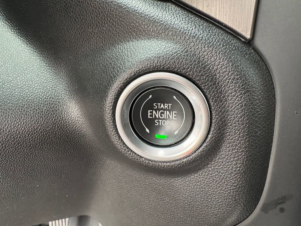 Certified 2021 GMC Sierra 1500 AT4 w/ AT4 Premium Package image 29