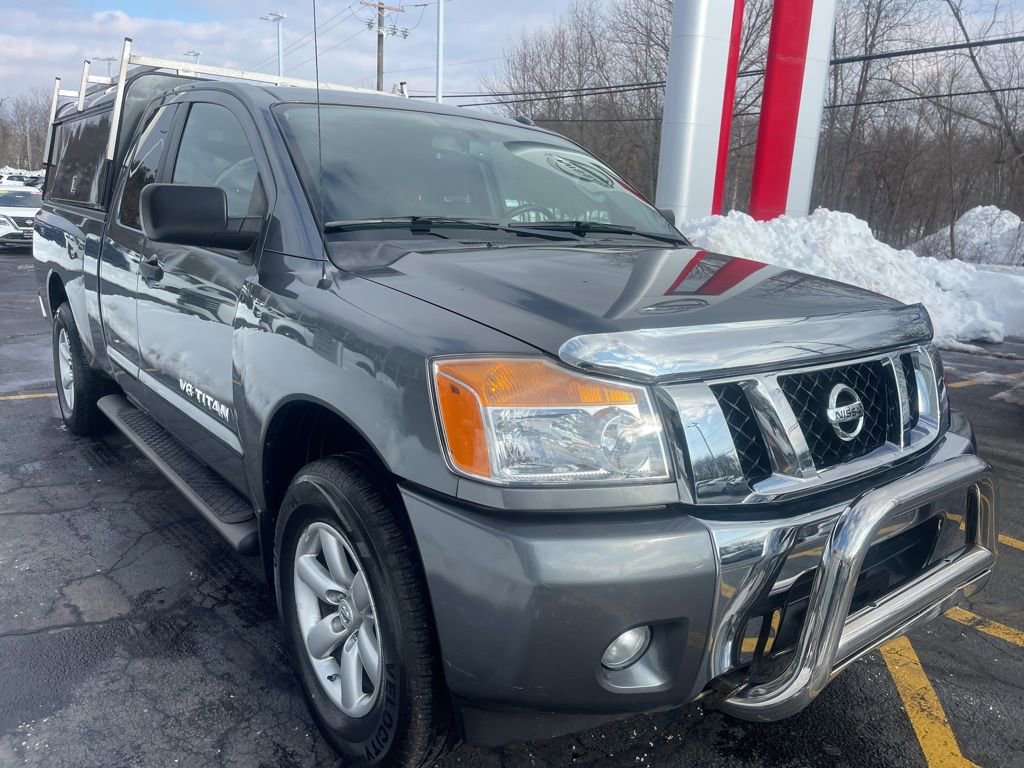 Used 2014 Nissan Titan SV w/ SV Value Truck Package image 8