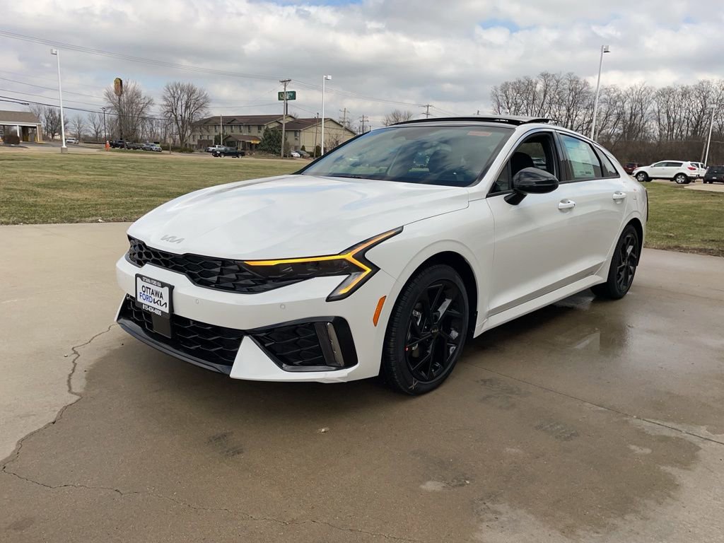 New 2026 Kia K5 GT-Line image 2