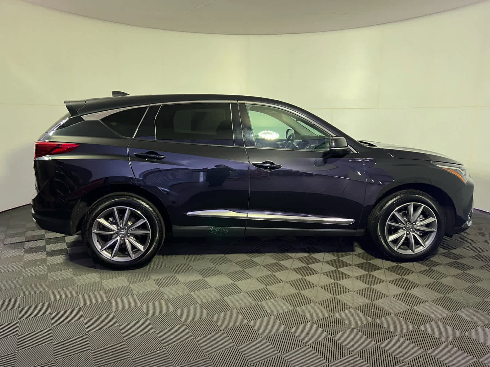 Certified 2024 Acura RDX SH-AWD w/ Technology Package image 8