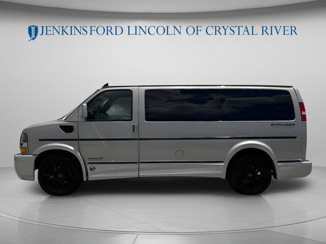 Used 2021 Chevrolet Express 2500 RWD image 11