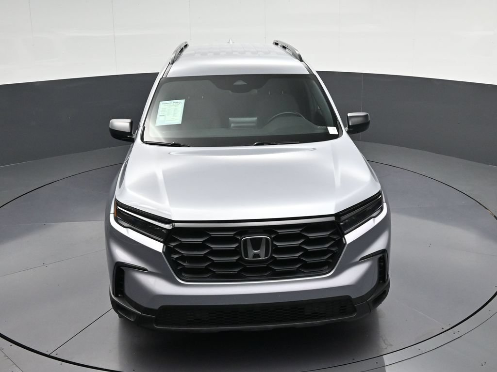 Used 2025 Honda Pilot Sport image 22