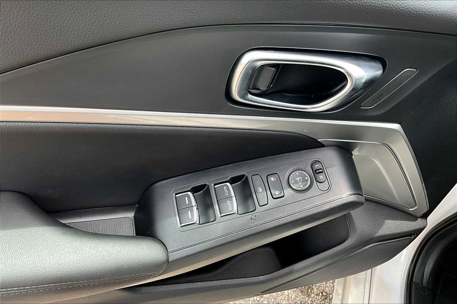 Certified 2025 Acura Integra image 10