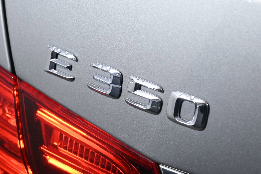 Used 2014 Mercedes-Benz E 350 4MATIC Sedan image 37