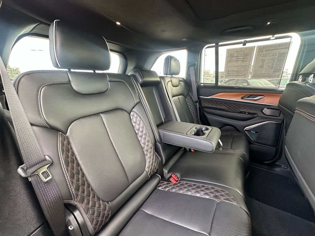 Used 2023 Jeep Grand Cherokee Summit image 26