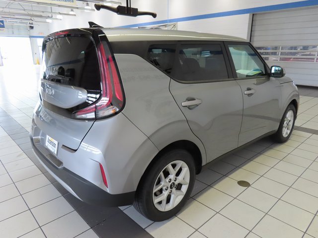 Used 2024 Kia Soul LX w/ Option Group 015 image 13