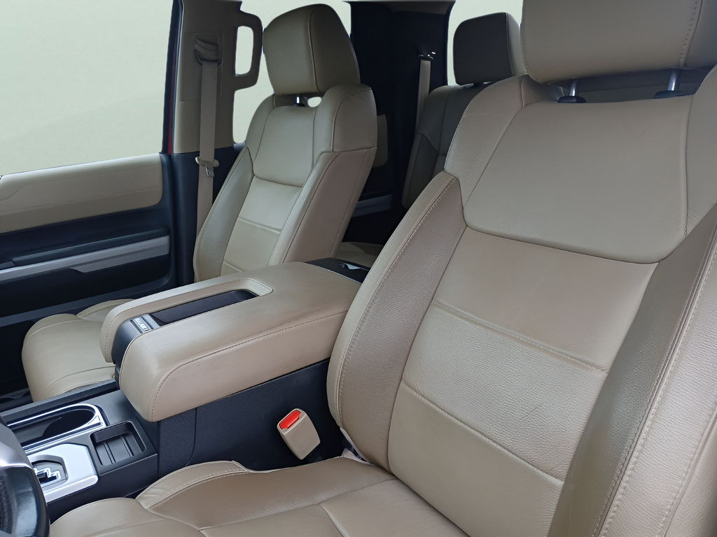 Used 2018 Toyota Tundra Limited w/ Limited Premium Package AWD/4WD image 23