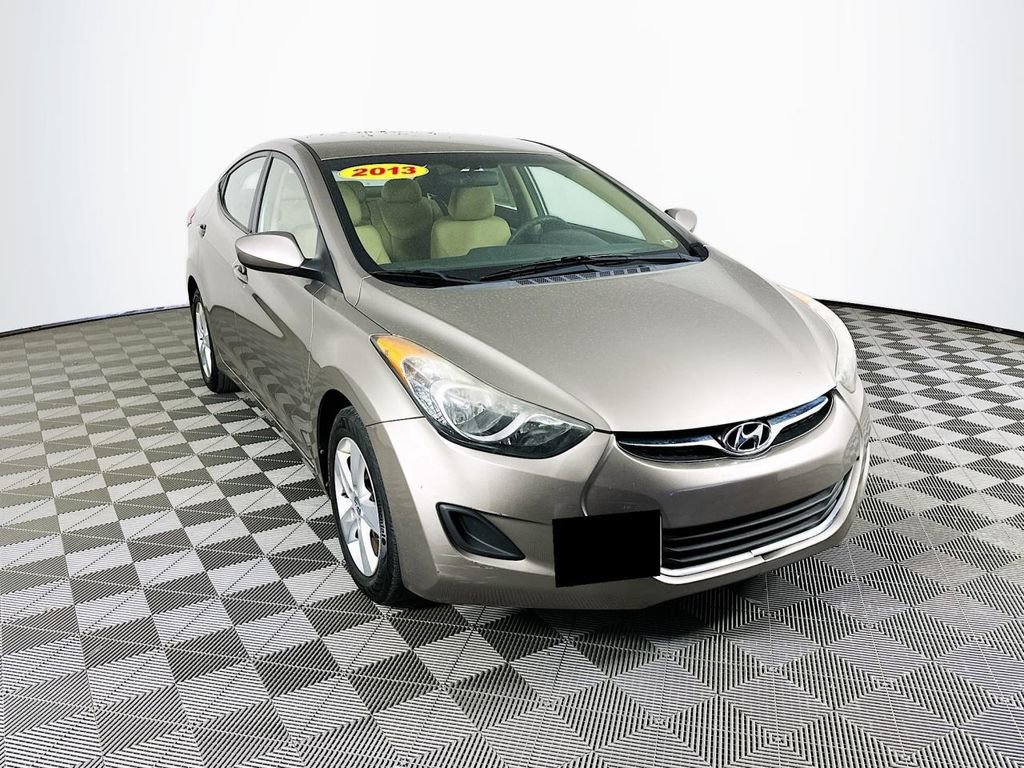 Used 2013 Hyundai Elantra GLS image 3