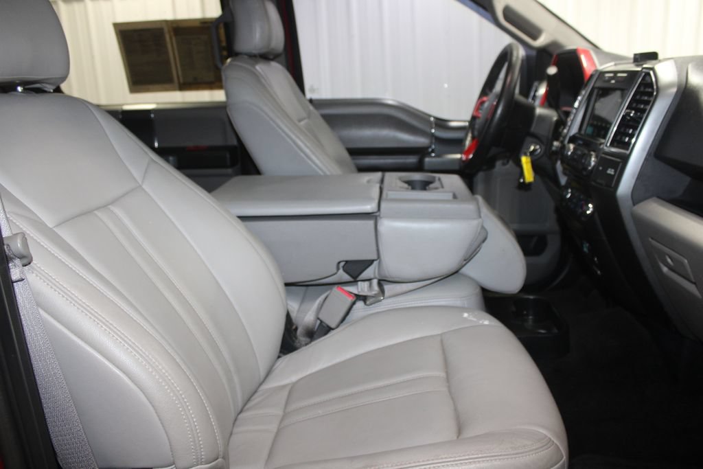 Used 2016 Ford F150 XLT w/ Equipment Group 302A Luxury AWD/4WD image 27