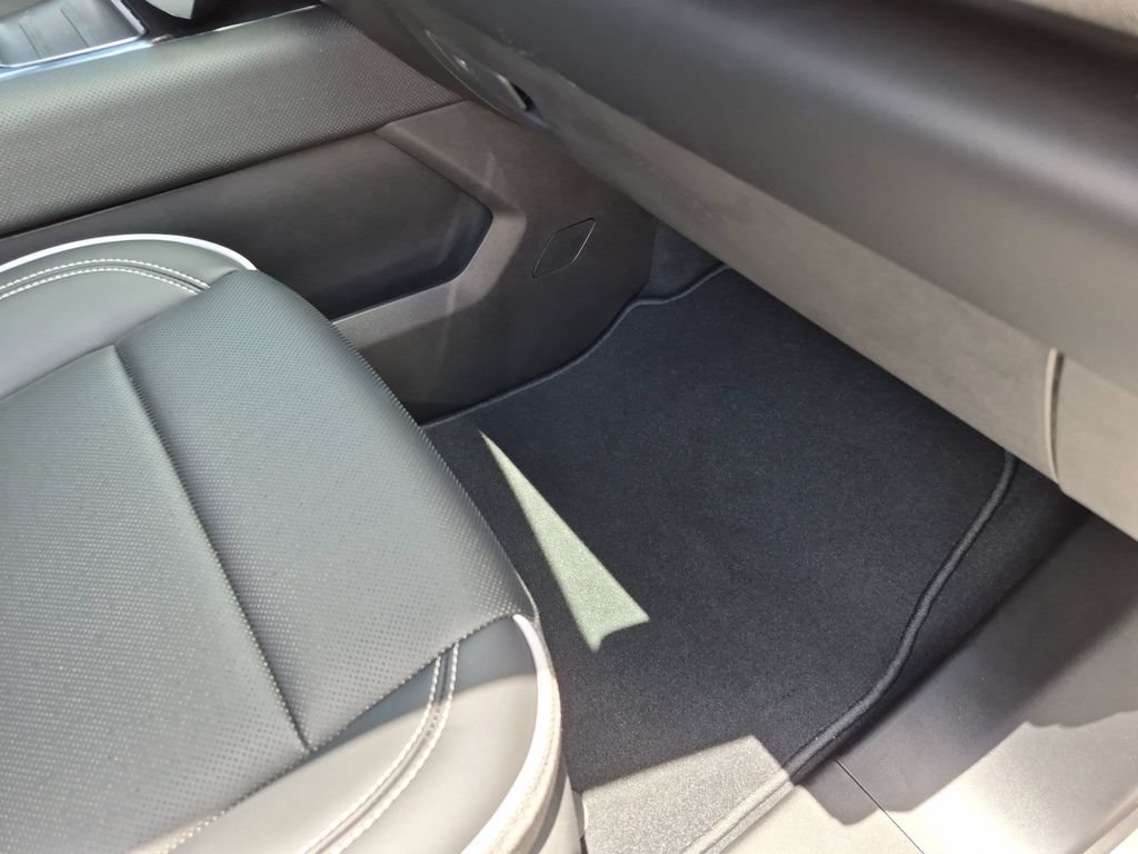 New 2026 GMC Sierra EV Elevation AWD/4WD image 37
