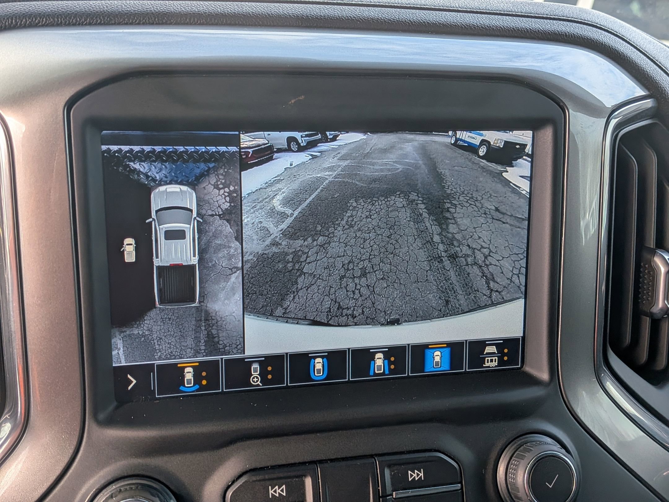 Used 2022 Chevrolet Silverado 1500 LTZ w/ LTZ Premium Texas Edition image 29