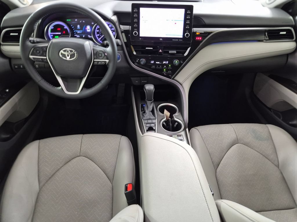 Used 2021 Toyota Camry XLE w/ Navigation Upgrade Package FWD image 25