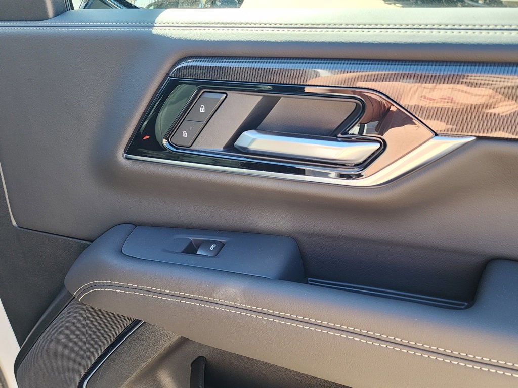 New 2026 GMC Yukon Elevation image 40