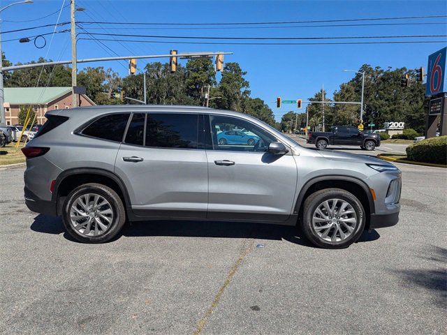 New 2026 Buick Enclave Preferred w/ LPO, Floor Liner Package image 4