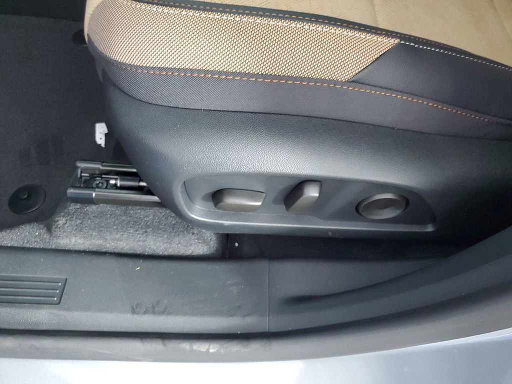 New 2026 Chevrolet Equinox ACTIV FWD image 31