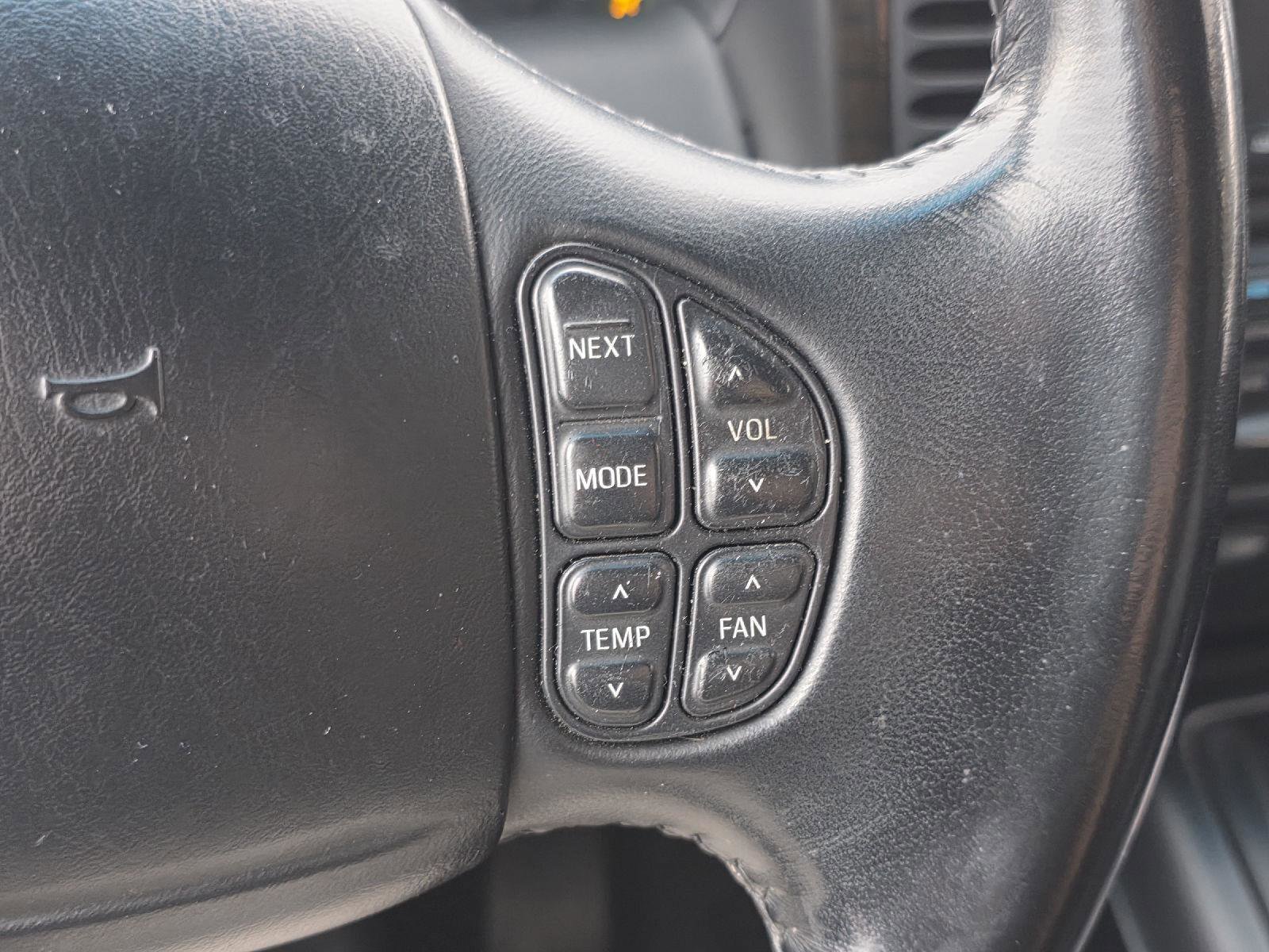 Used 2002 Lincoln Blackwood image 21