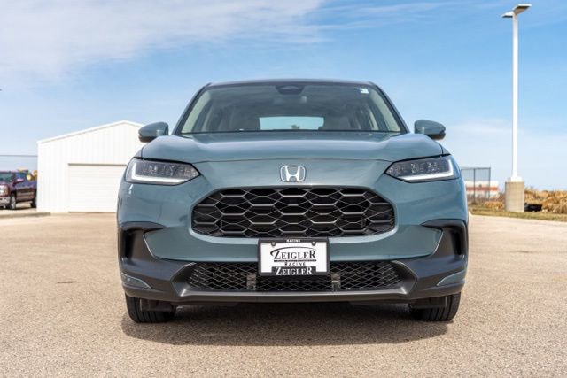 Used 2023 Honda HR-V LX image 2