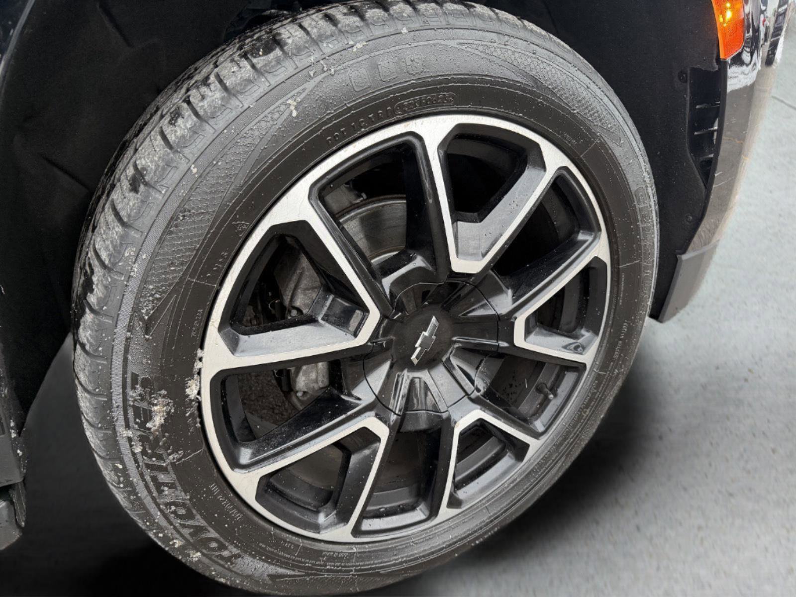 Used 2022 Chevrolet Tahoe RST w/ Sport Performance Package image 43