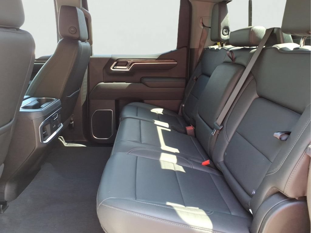 Used 2025 Chevrolet Silverado 1500 LTZ w/ Z71 Off-Road Package AWD/4WD image 22