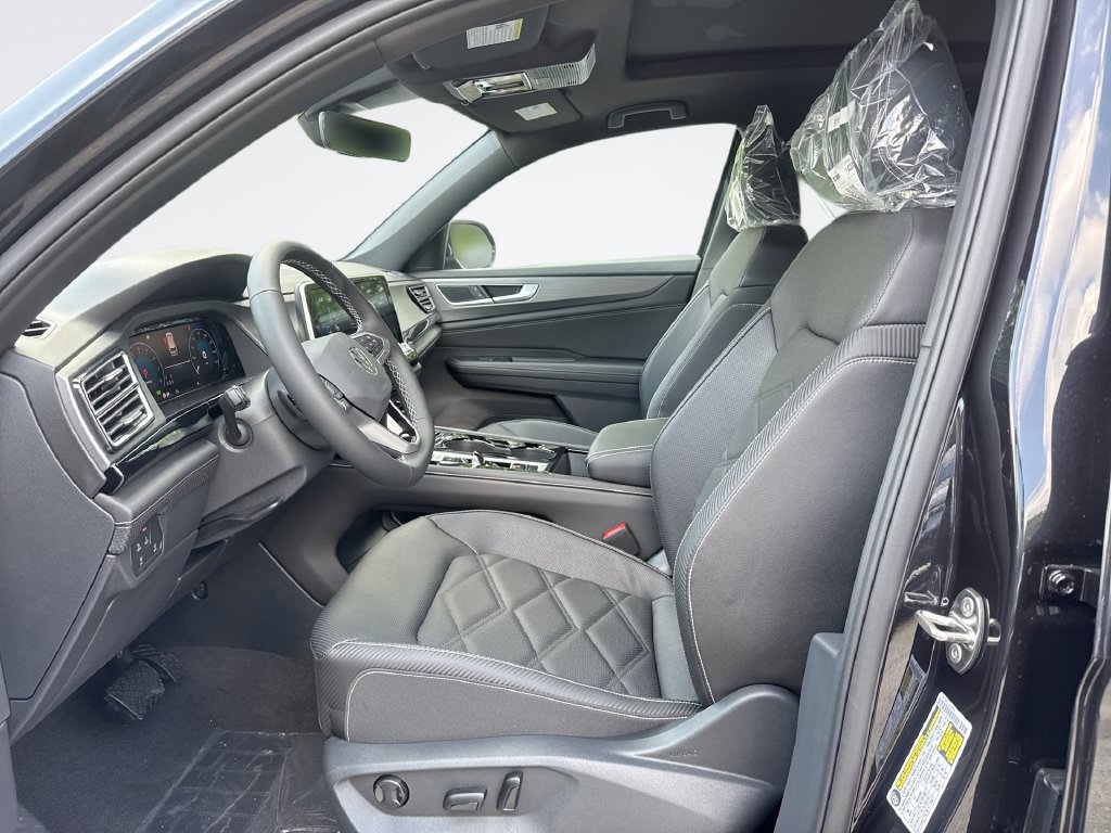 New 2026 Volkswagen Atlas Cross Sport SE AWD/4WD image 13