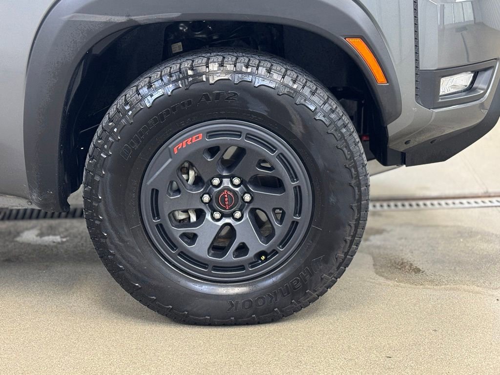 Used 2026 Nissan Frontier PRO-4X AWD/4WD image 4