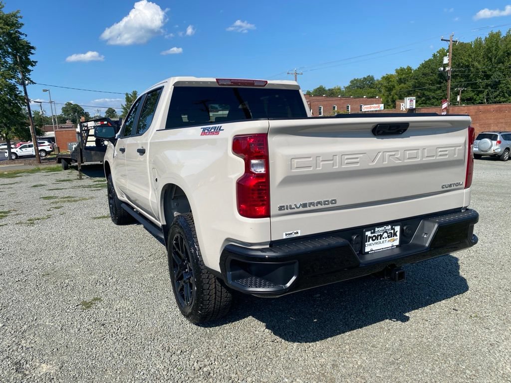 New 2026 Chevrolet Silverado 1500 Custom Trail Boss AWD/4WD image 4