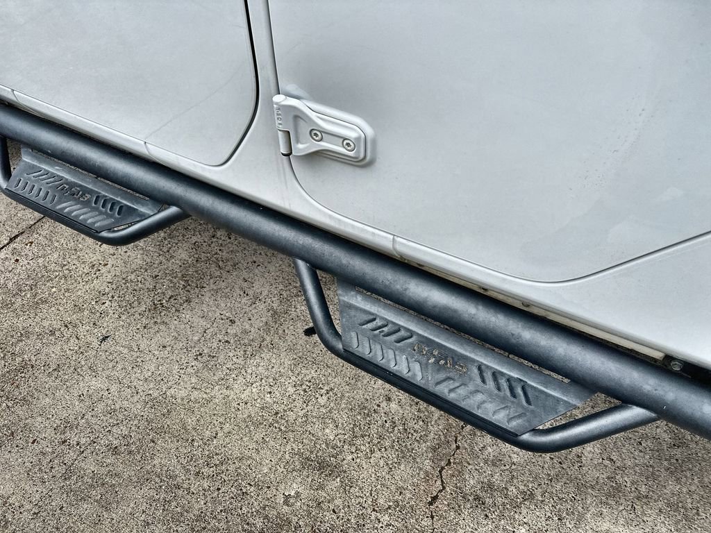 Used 2022 Jeep Gladiator Rubicon w/ Cold Weather Group AWD/4WD image 13