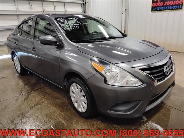 Used 2019 Nissan Versa S Plus FWD image 1