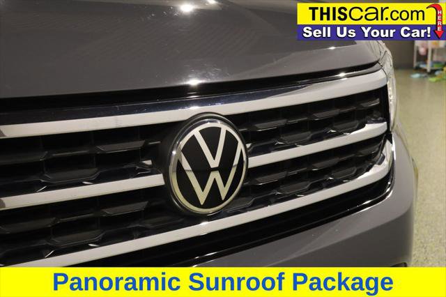 Used 2021 Volkswagen Atlas Cross Sport SE w/ Panoramic Sunroof Package FWD image 11