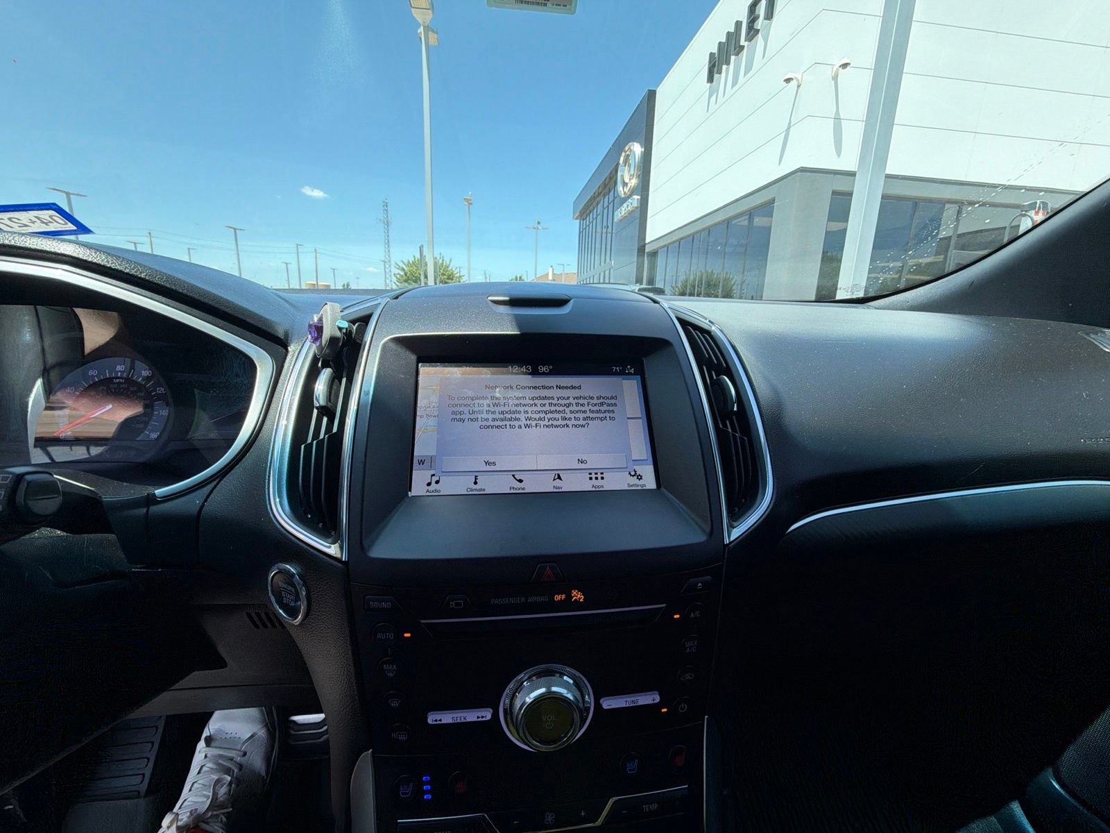 Used 2019 Ford Edge ST w/ Equipment Group 401A AWD/4WD image 4