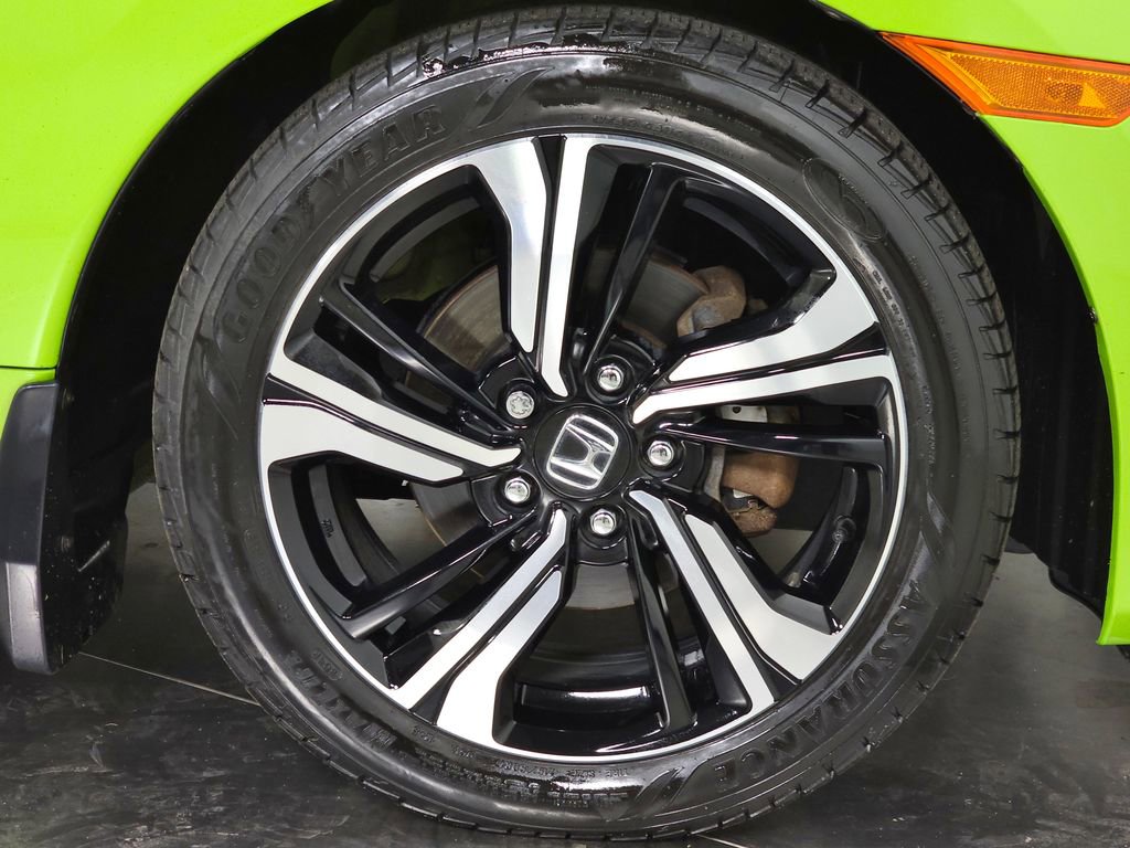 Used 2017 Honda Civic Touring image 12