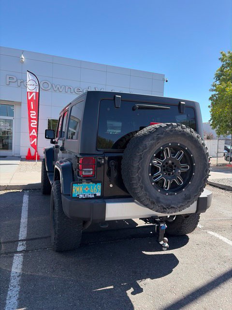 Used 2015 Jeep Wrangler Unlimited Sahara w/ Connectivity Group AWD/4WD image 17
