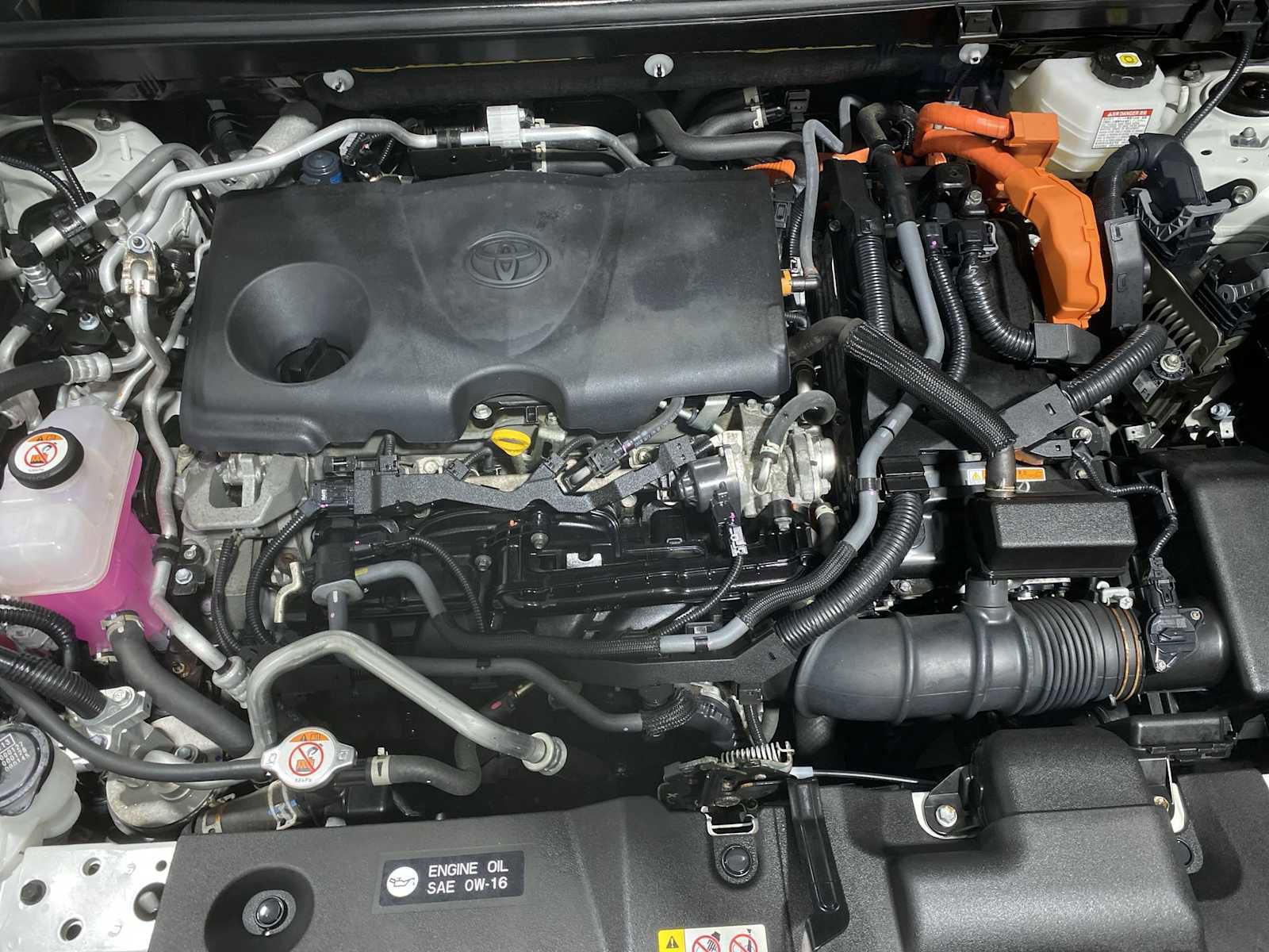 Used 2022 Toyota RAV4 XSE w/ Premium Package image 9