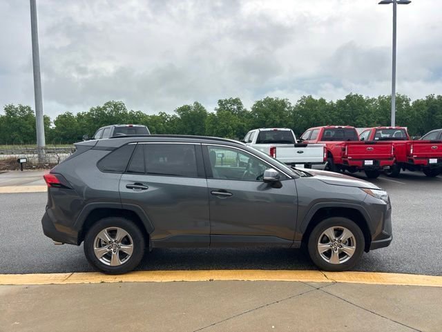 Used 2024 Toyota RAV4 XLE AWD/4WD image 6