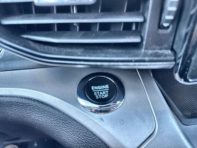 Used 2023 Ford Explorer XLT image 25