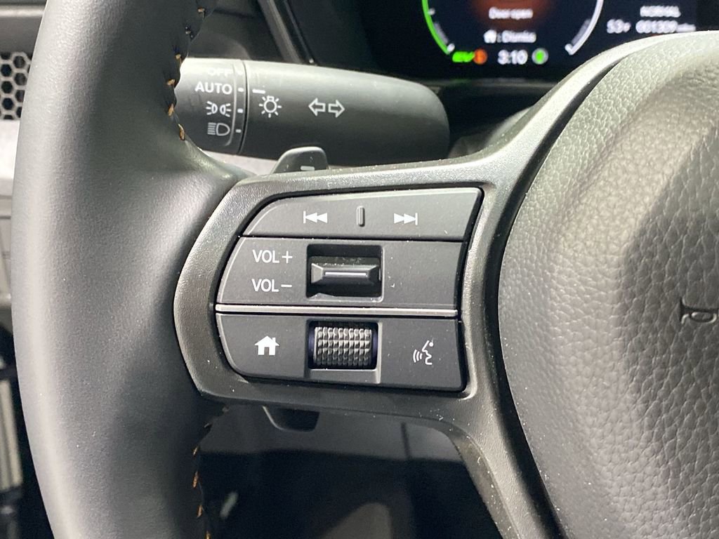 Used 2025 Honda CR-V Sport-L image 32