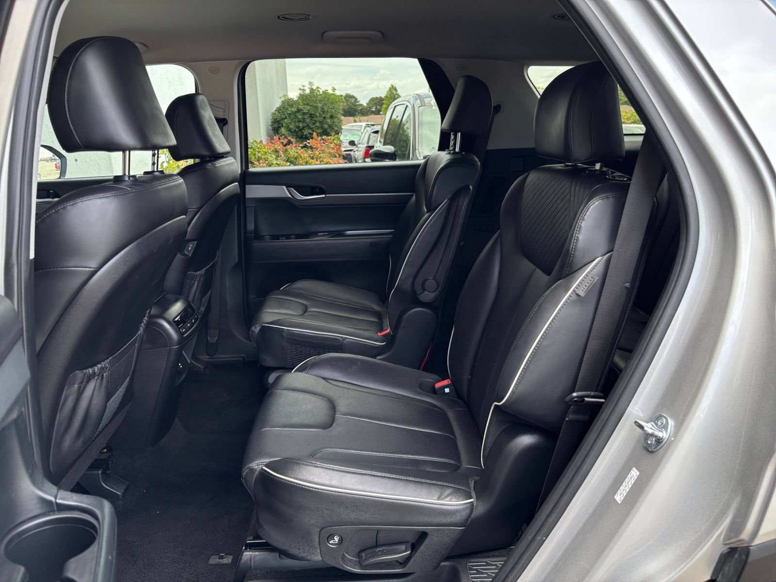 Used 2024 Hyundai Palisade SEL FWD image 28